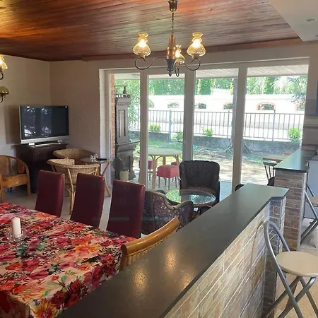 度假居 Kovacs Kunfeherto