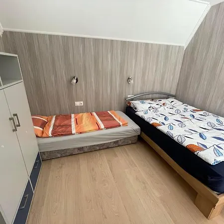 度假居 Kovacs Kunfeherto