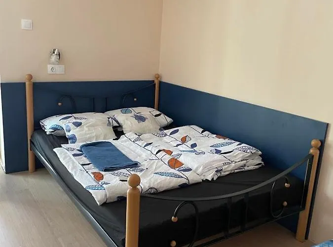 Kovács *